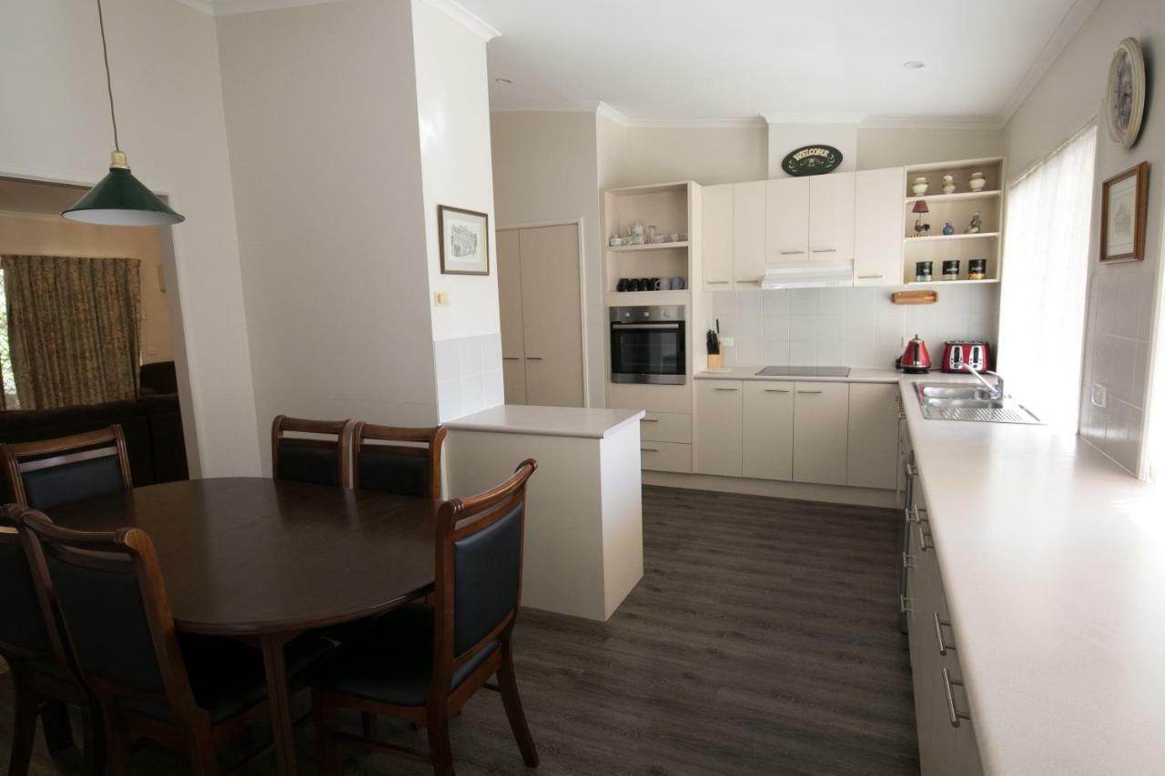 The Birch House - Silver Birches Accommodation ברייט מראה חיצוני תמונה